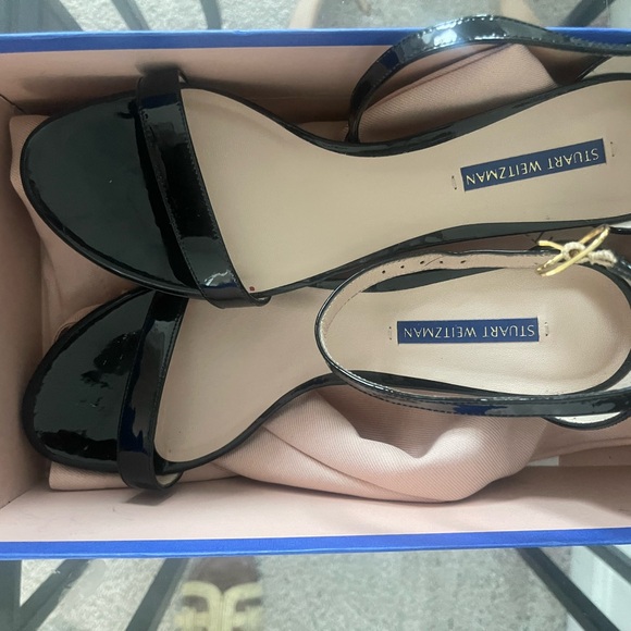 Nudistcurve 75 Sandal (Women)
Stuart Weitzman size 9, worn once - Picture 2 of 9